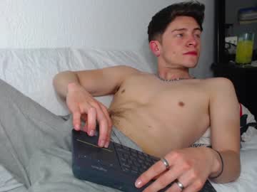 [26-04-23] andyblue18 video with toys from Chaturbate