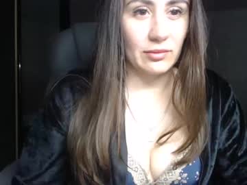 [07-05-22] kira_belll public show video from Chaturbate