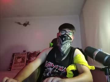 [14-12-22] walala011 cam video from Chaturbate