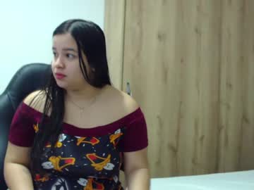 [03-01-24] kylie_switch chaturbate video with dildo
