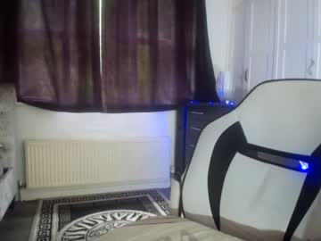 [15-07-22] bugsy__siegel__ cam video from Chaturbate