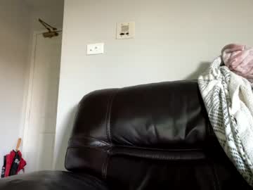 [03-10-23] bigdaddywifewolf public show video from Chaturbate