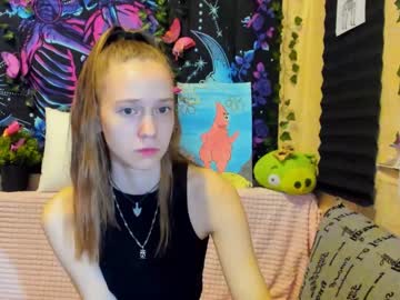 [13-05-24] becky_luu_ record blowjob video from Chaturbate