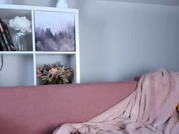 [18-04-23] elienarinly record public webcam video from Chaturbate.com