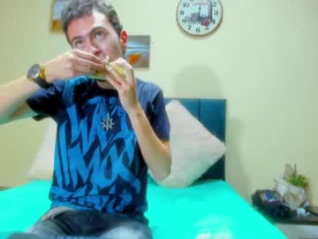[06-01-24] isaac_winter_ public webcam video from Chaturbate.com