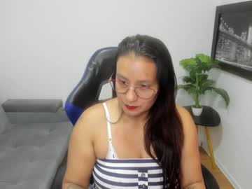 [22-11-23] shannoon_69 record public webcam from Chaturbate