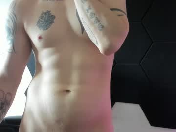 [19-12-23] mikehunt558 private from Chaturbate