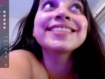 [01-09-22] silvia_256 webcam video from Chaturbate.com