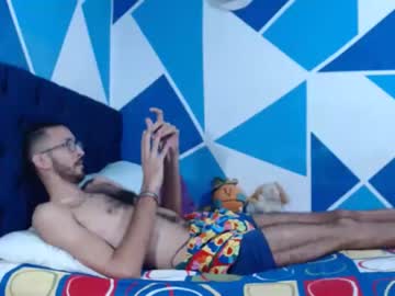 [13-09-23] xluis191 cam show from Chaturbate