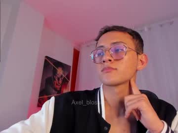 [09-03-22] axel_blossom record public show from Chaturbate.com