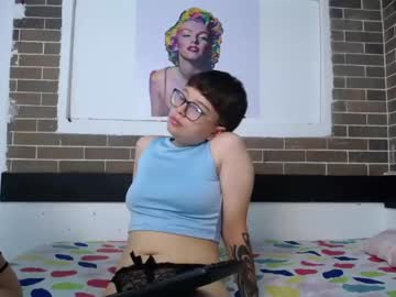 [14-10-23] annie_grose_ public show from Chaturbate