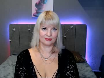 [25-11-22] misiss_olivia record private sex show