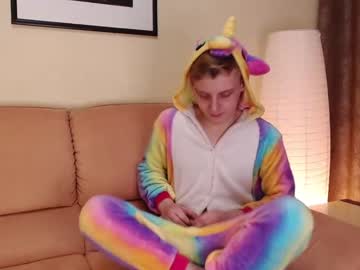 [26-04-22] key_cute cam video from Chaturbate