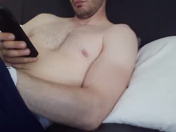 [18-05-22] keivii27 public show video from Chaturbate