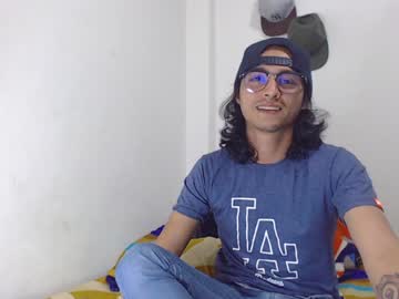 [14-02-22] playwithmeandenjoy private show from Chaturbate