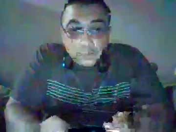 [31-08-22] israellopez21015 record public show from Chaturbate