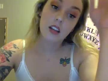 [20-03-22] thicc_tattooed_bitch video with dildo from Chaturbate.com