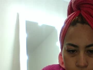 [25-07-22] mia_riizzo public webcam video from Chaturbate