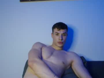 [28-06-22] johnieofficial cam show from Chaturbate.com