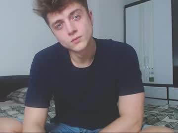 willy_johnsonn chaturbate