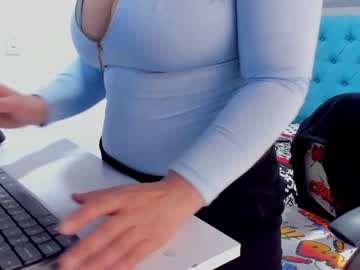 [16-01-24] sheilla_hamilton record video with dildo from Chaturbate