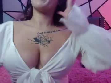 [26-08-22] annie_porn record video with dildo