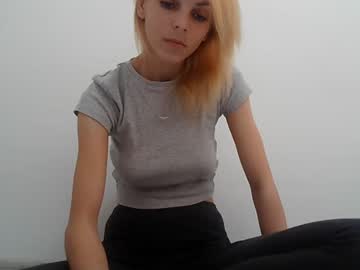 [01-10-22] kirra_sweet9 public webcam