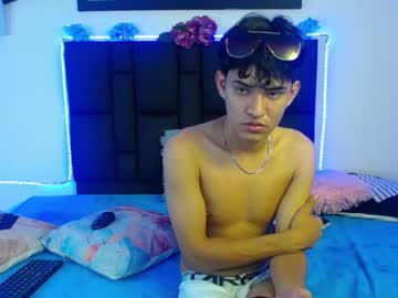 [02-09-22] the_boys__browns private show from Chaturbate