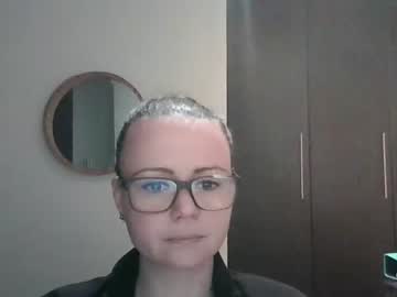 [01-08-22] mrs_bunny_swing record webcam show from Chaturbate