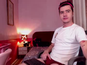 [22-02-22] kevinmiller7inch chaturbate public show