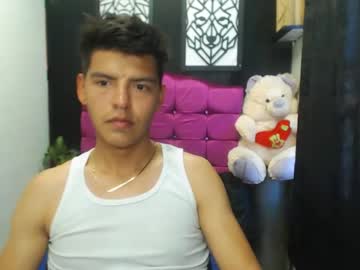 [18-08-22] jawi_bruce chaturbate public webcam video