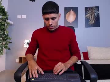 [28-10-23] breinergomez record show with toys from Chaturbate