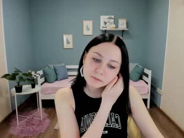 [27-04-22] chloelewis private from Chaturbate
