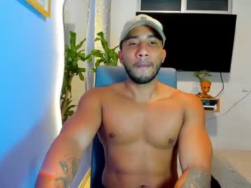 [30-10-23] chris_musclebigcock record cam show