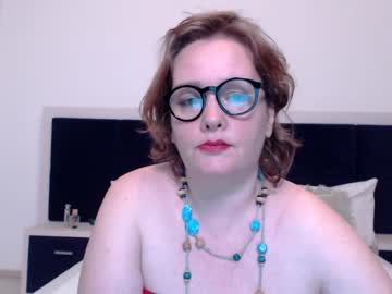 [11-01-22] bustyjessie cam video from Chaturbate.com