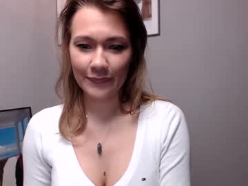 [02-11-22] grey_maria public show from Chaturbate