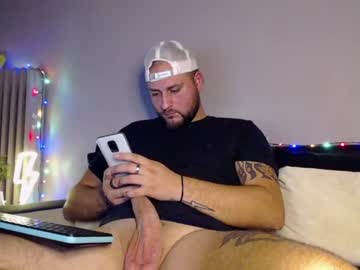 [15-10-22] bou_greek public show from Chaturbate