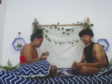 [27-05-23] donyale_and_bastian record video with dildo