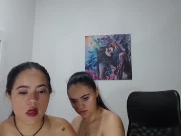 [04-10-22] danna_and_kathryn record public show from Chaturbate.com