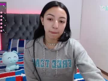 [12-04-22] bonny_and_clade record public show video from Chaturbate.com
