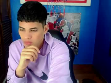 [30-11-22] arthur_smiith_ record video with toys from Chaturbate