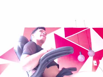 [18-07-22] kam_latin25 record public show video from Chaturbate