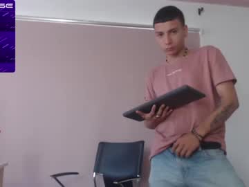 [29-07-22] andy_kitsune chaturbate public webcam