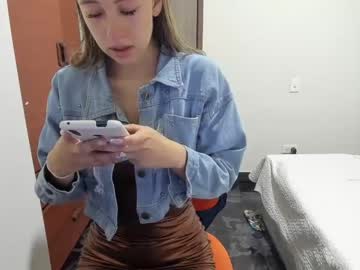 [16-08-22] zielle_marie public show from Chaturbate.com