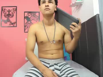 [17-02-23] michael_zoan chaturbate video with toys