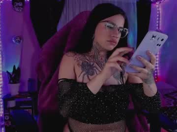 [07-02-24] kristall_schwarz_ public show video from Chaturbate.com