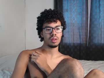 [06-01-24] aquitanio_1 public webcam from Chaturbate