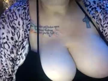 [28-07-22] honey_mae_monroe public webcam video from Chaturbate