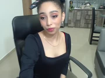 [13-12-22] mialeon01 public webcam video from Chaturbate