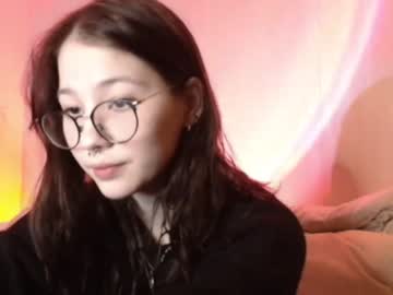 [13-01-24] kitty180 public webcam from Chaturbate